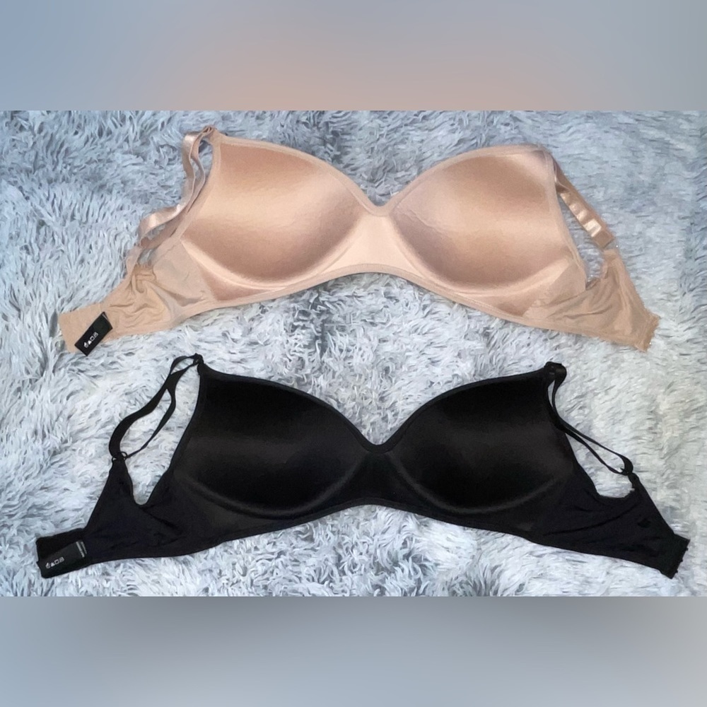36DD Wirefree Bra Bundle of two 1 Black and 1 Nude - Picture 2 of 9